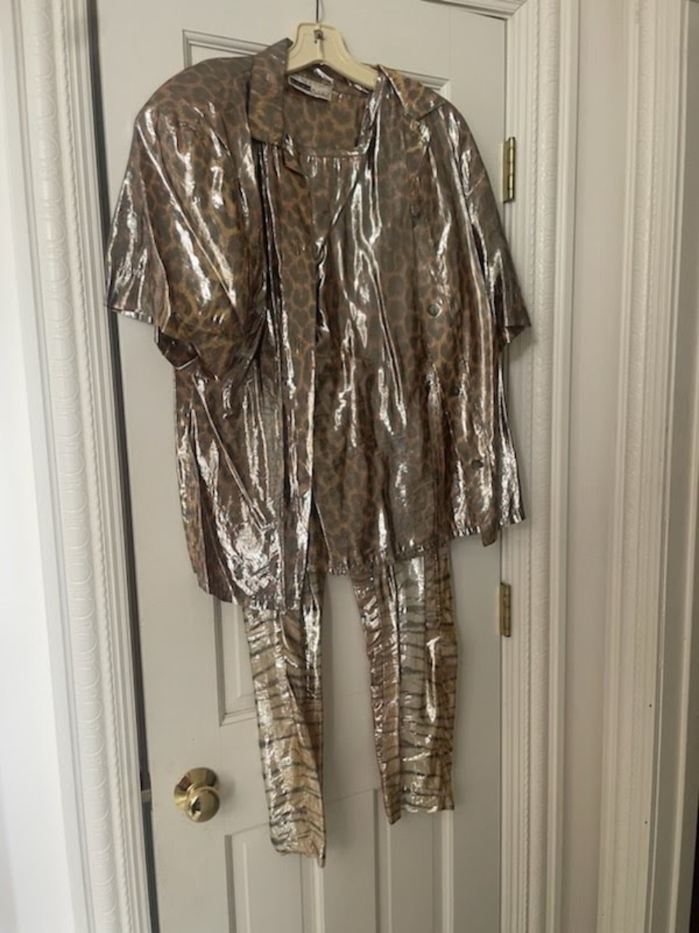 Metallic Animal Print Two-Piece Set - Shiny Brown & Gold perf 70s fit